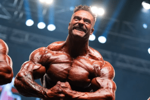 (Vídeo) Cbum divulga bastidores inéditos do Praga Pro 2024: “Me senti uma estrela do rock”