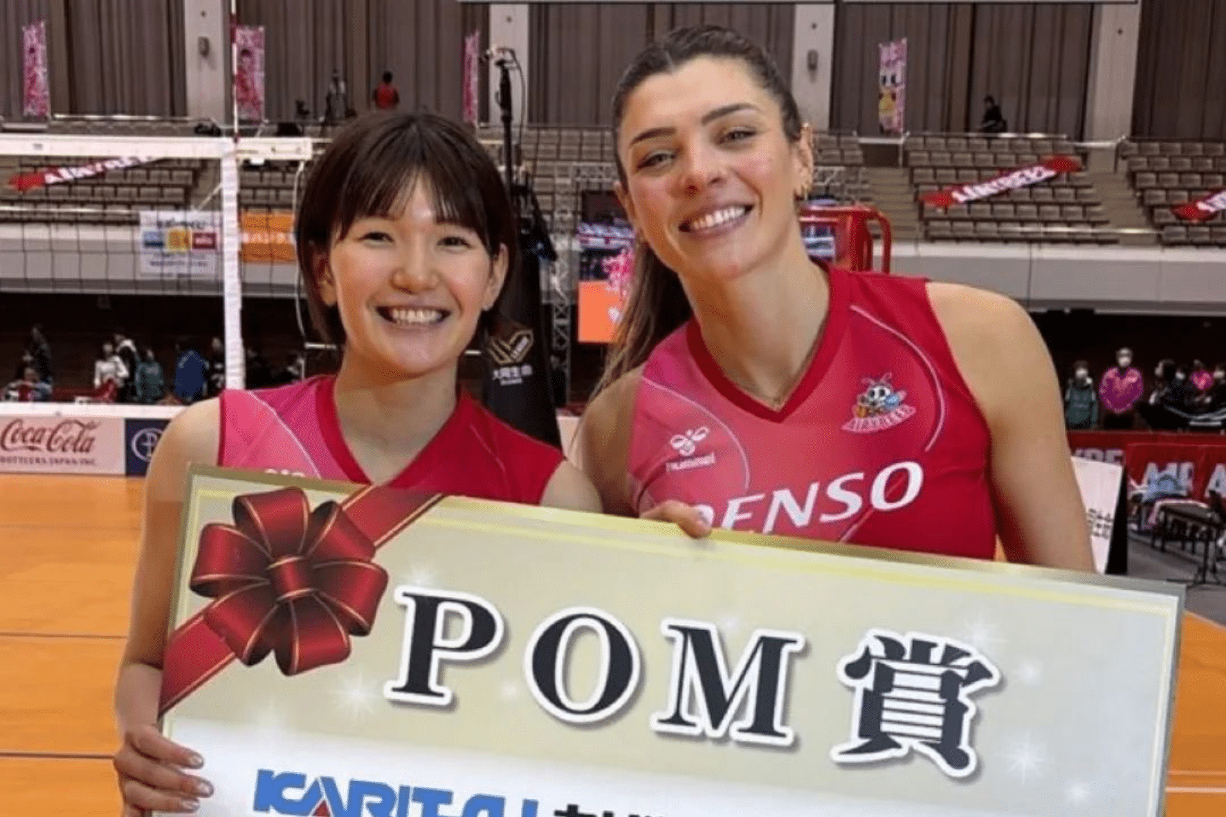 “Mandem receitas”, Rosamaria quebra tabu no Japão e recebe 30kg de alimento