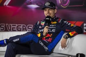 Max Verstappen provoca e manda recado para McLaren e Mercedes