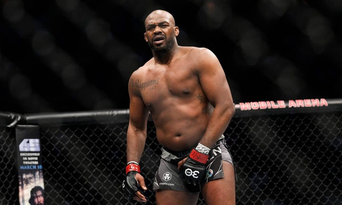Jornalista aponta grande erro de Anderson Silva que Jon Jones pode correr no UFC