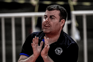 Técnico Pedro Moska fala pela primeira vez após demissão e recontratação na Superliga