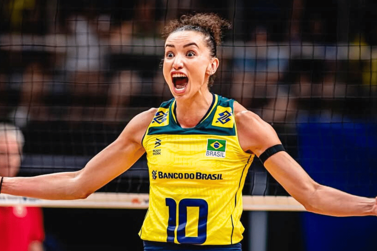Gabi Guimarães e + 1 brasileira! Site elege top 10 melhores jogadoras de vôlei do mundo