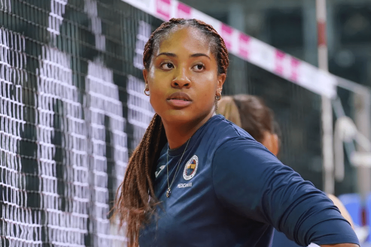 “Você não levanta para Ana Cristina”, ex-jogadora detona atitude de levantadora do Fenerbahçe