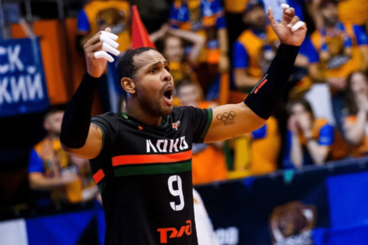 Polêmica na Rússia! Yoandy Leal rescinde com equipe e técnico detona postura do ponteiro