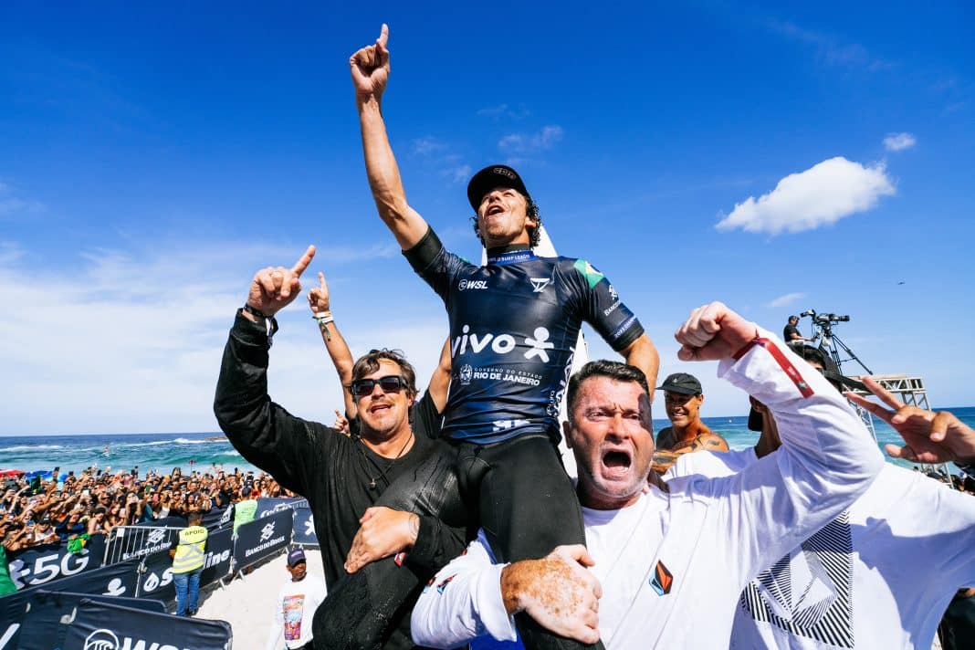 Após maratona, Yago Dora se vinga de Italo Ferreira e vence pela primeira vez em Portugal