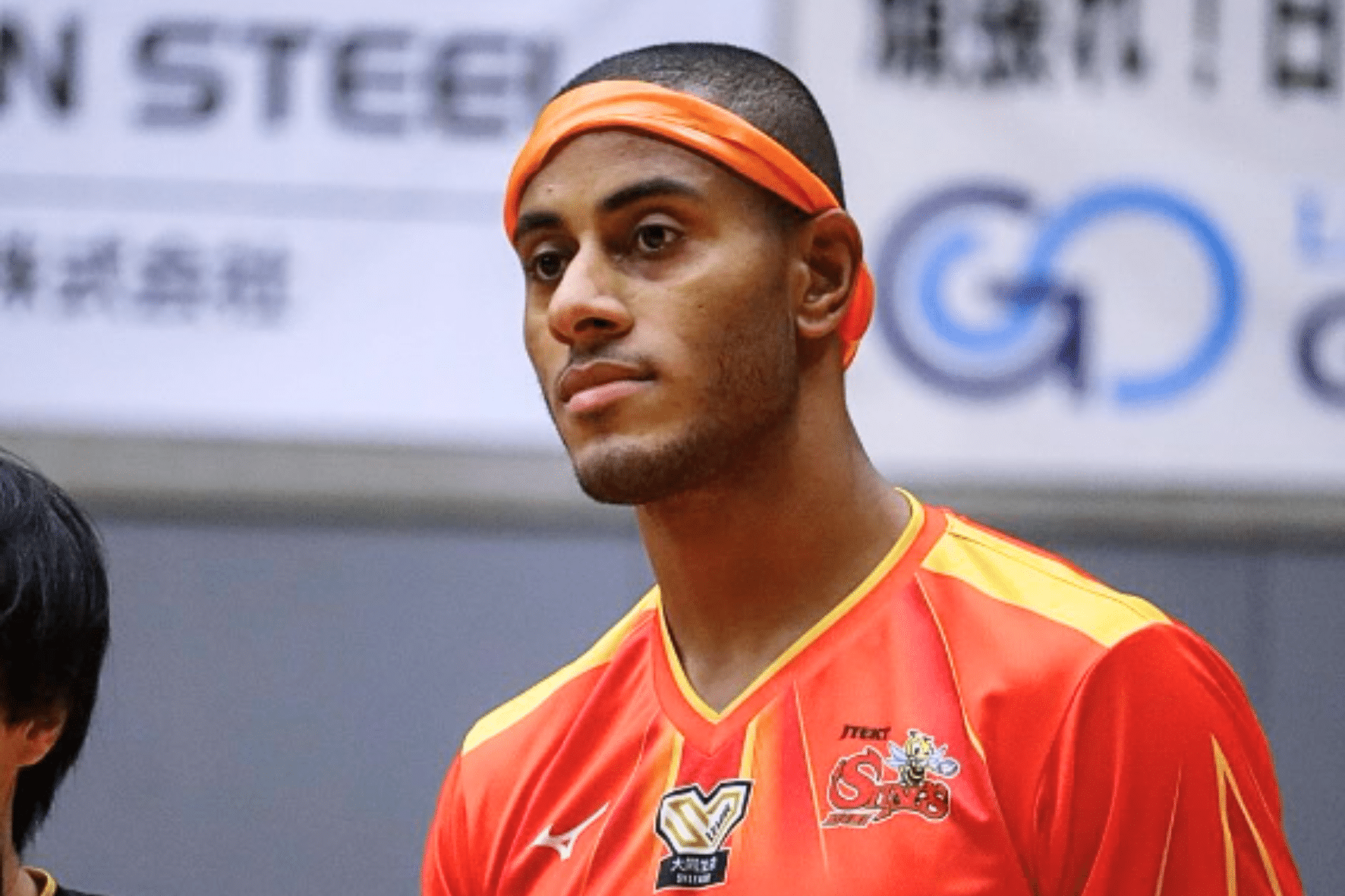 Após rumores, Lucarelli bate o martelo e define seu futuro para a próxima temporada