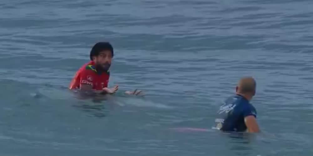 Filipe Toledo explica “bate-boca” com Julian Wilson na final da etapa da Gold Coast