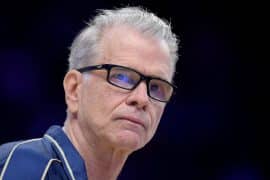 “Quase foram xingar o câmera”: Bernardinho comenta lance inusitado na vitória do Brasil