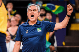 Zé Roberto fala a verdade e manda recado para jogadoras que recusaram a Seleção Brasileira Zé Roberto fala a verdade e manda recado para jogadoras que recusaram a Seleção Brasileira