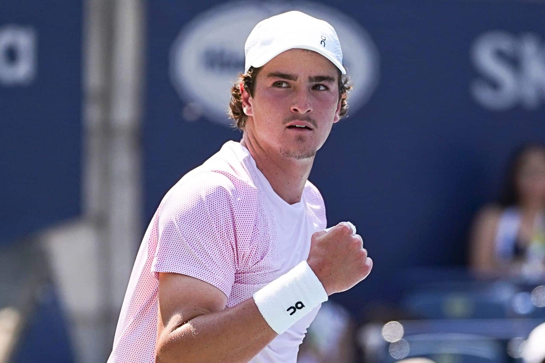 João Fonseca é eliminado em Toronto e recebe críticas: “Deixou de ser tenista e virou palestrante”