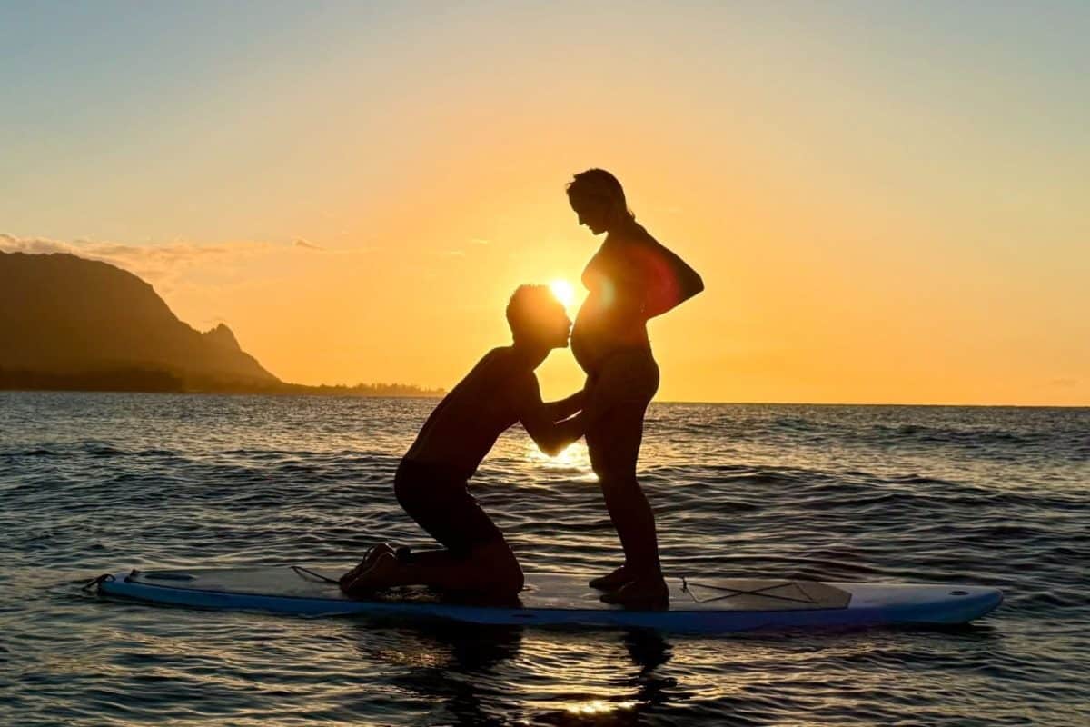Tatiana Weston-Webb anuncia gravidez com Jessé Mendes e fala sobre 2026 na WSL