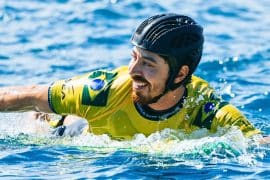 WSL liga o alerta em Teahupo’o e finalistas devem passar por ‘maratona’ pelo título