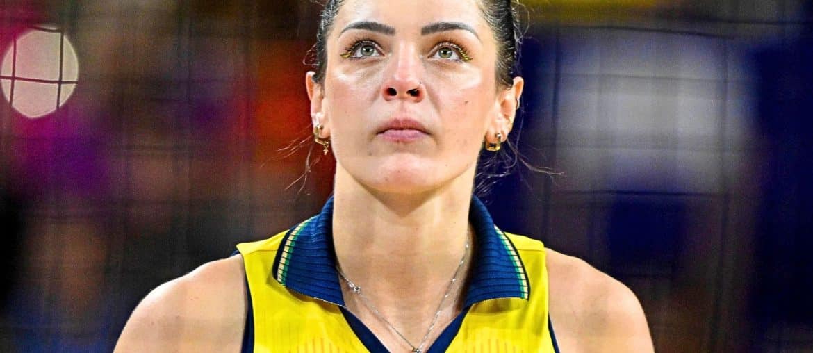 Com o olho cheio de lágrimas! Rosamaria desabafa após derrota do Brasil: “Muito chateada”