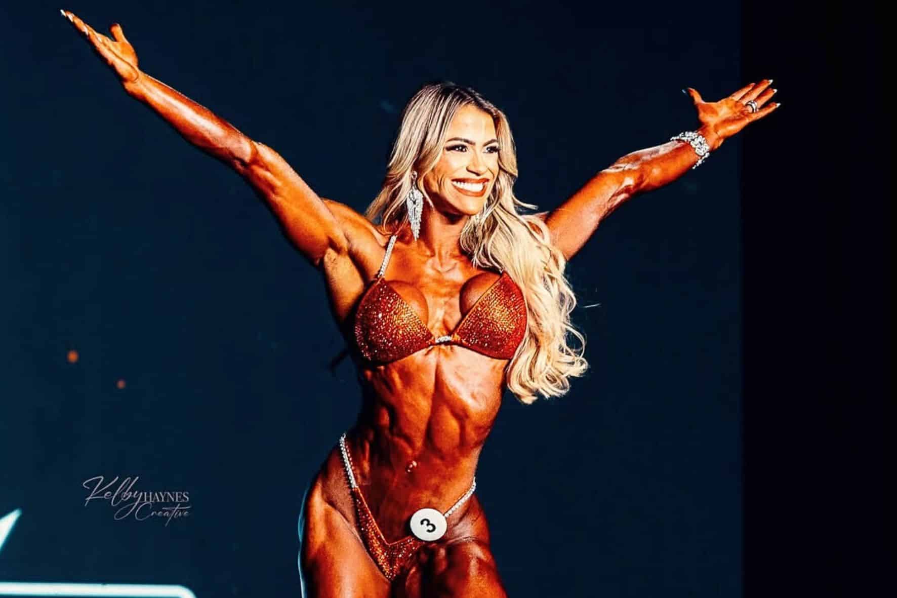Eduarda Bezerra destrona Isa Pereira Nunes e é campeã da Wellness do Mr. Olympia 2025