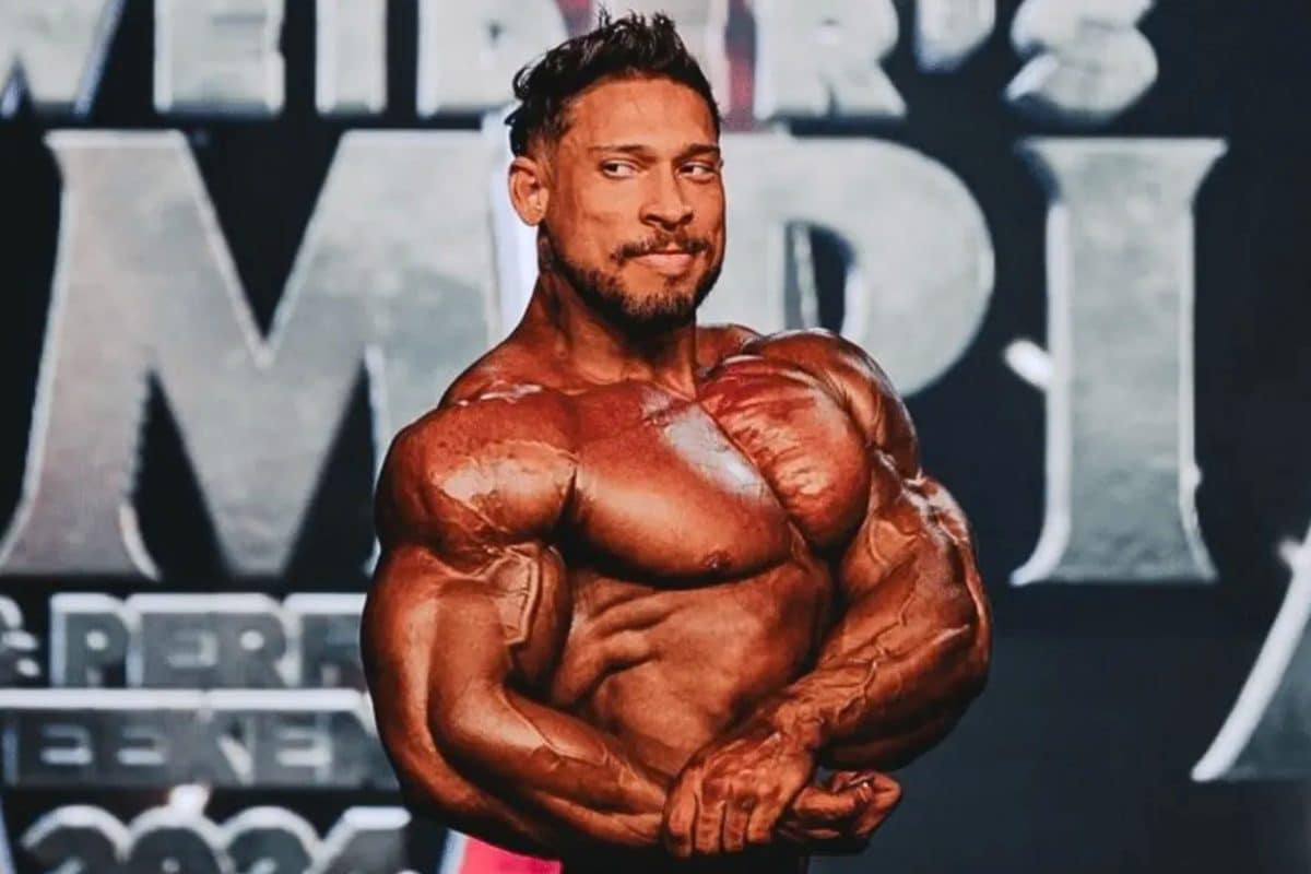 Que horas Ramon Dino estreia no Mr. Olympia 2025?
