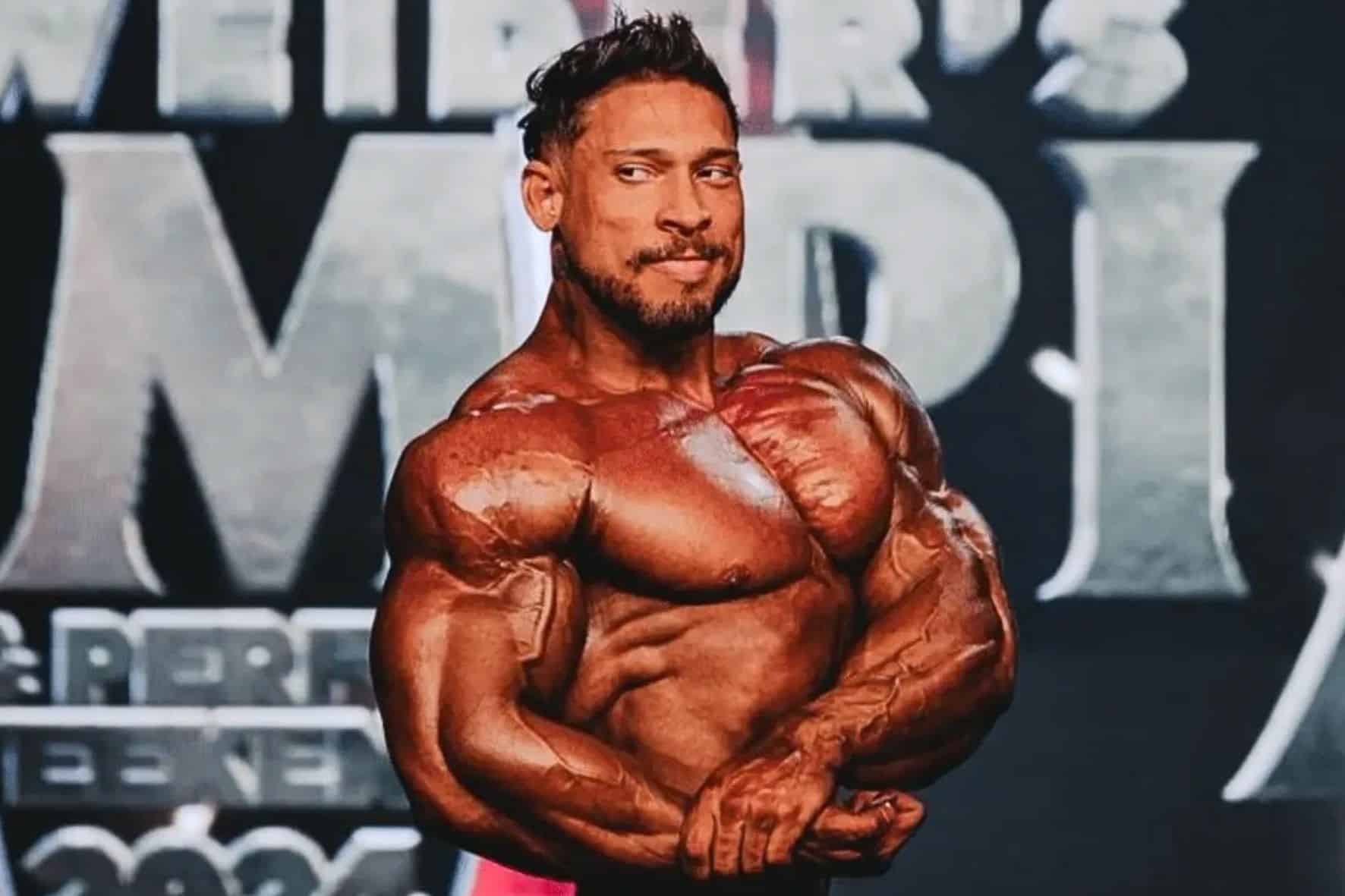 Que horas Ramon Dino estreia no Mr. Olympia 2025?