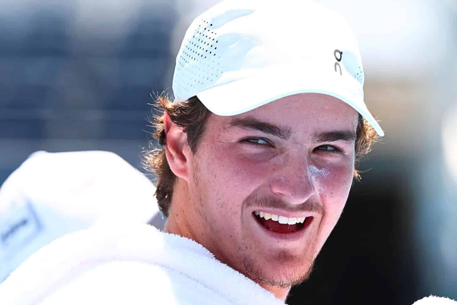 HISTÓRICO! João Fonseca atropela Davidovich Fokina, é campeão em Basel e dispara no ranking da ATP