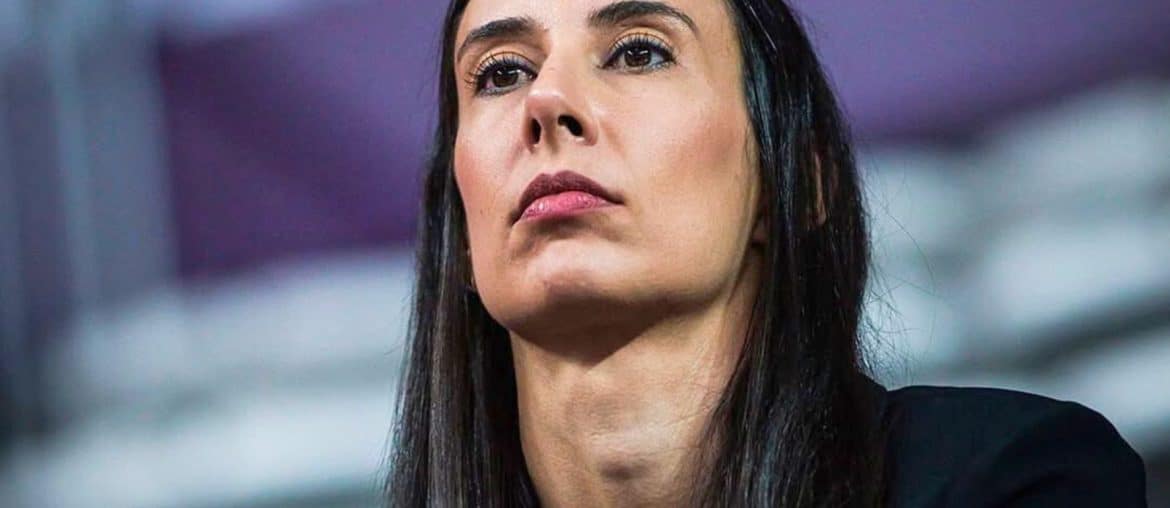 Sheilla Castro mentiu para a imprensa sobre aposentadoria: &ldquo;Come&ccedil;aram a me questionar&rdquo;