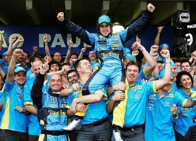 Fernando Alonso bicampeão da Fórmula 1 pela Renault