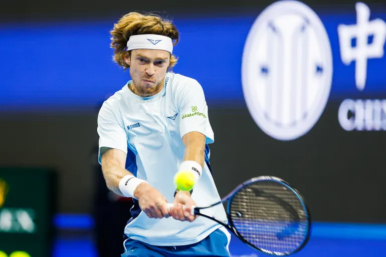 Andrey Rublev: carreira, melhor ranking e todos os t&iacute;tulos