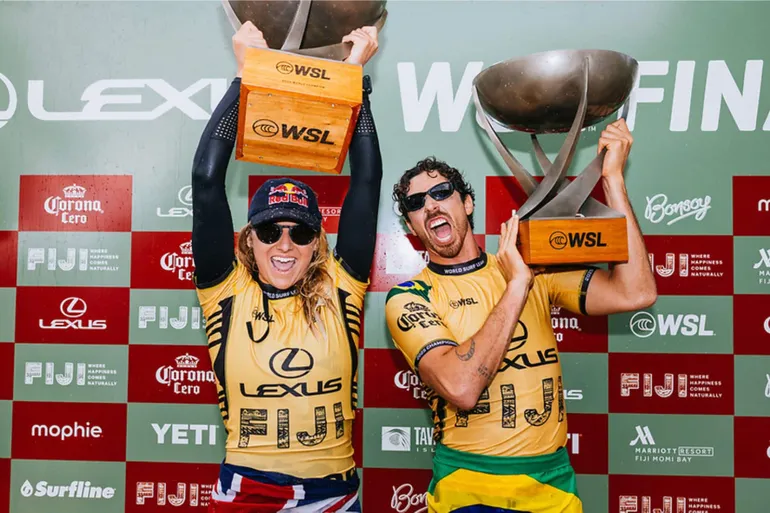 Yago Dora e Molly Picklum são campeões mundiais! Resultados do WSL Finals 2025 ao vivo