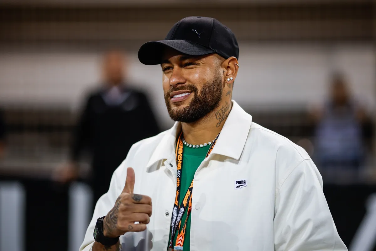 Tudo sobre Neymar ([auto_last_update format="Y" before=""]): biografia, times, títulos e curiosidades