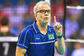 [Exclusiva] Bicampeão olímpico revela o grande problema da Seleção Brasileira de Bernardinho: “Falta esse jogador”