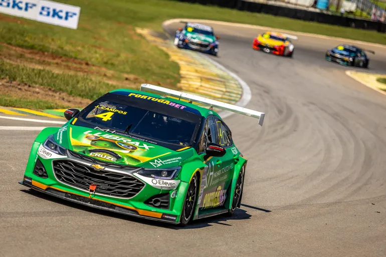 Stock Car acelera em Cascavel na luta contra o abuso e a exploração sexual de menores