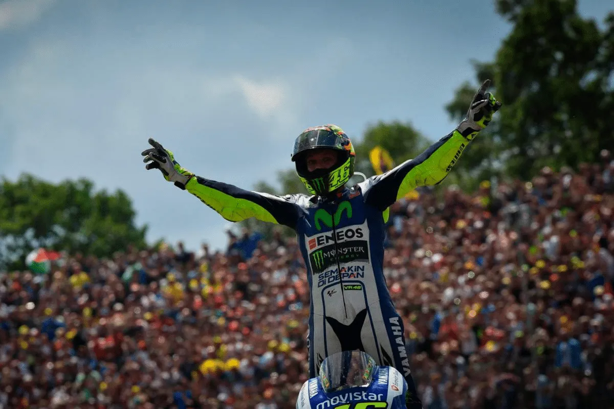 Melhores pilotos da MotoGP (2026): conhe&ccedil;a o top 10 da hist&oacute;ria!