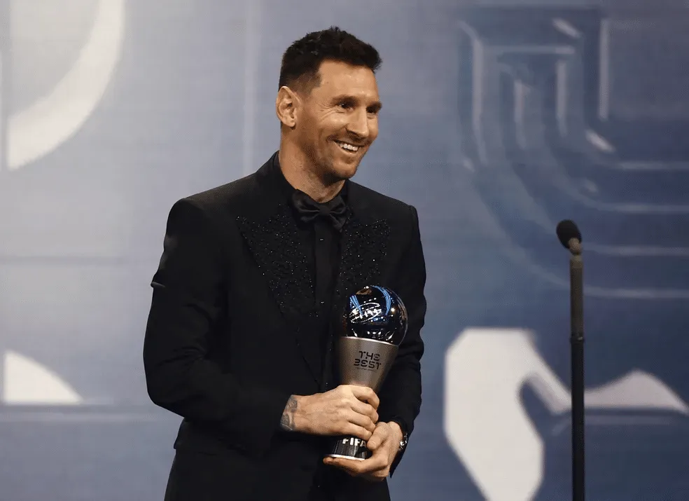 Lionel Messi se tornou o primeiro atleta a ser eleito o melhor do mundo por 7 vezes