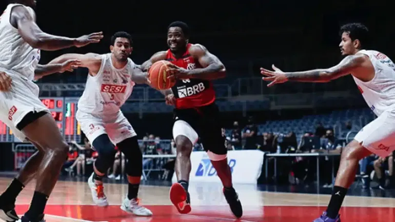 É o fim da dinastia do basquete do Flamengo?