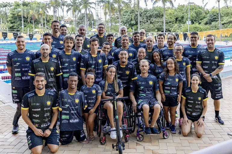 Atleta da natação com 8 ouros em Pan-Americano é aposta do Praia Clube nas Paralimpíadas