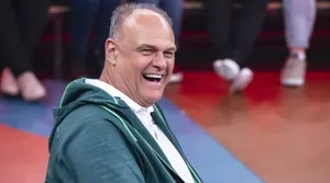 Oscar Schimidt faz pedido inusitado a Lebron James