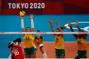 “O Brasil ainda não se encontrou”, Tandara fala das opostas no vôlei