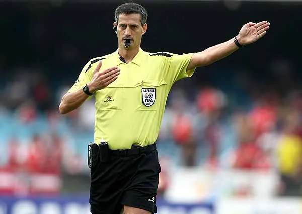 Árbitro de futebol Salvio Spinola Fagundes Filho