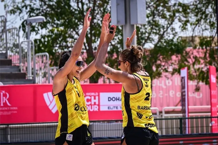 CAMPEÃO! Brasil fatura 1ª etapa do Circuito Mundial de vôlei de praia feminino