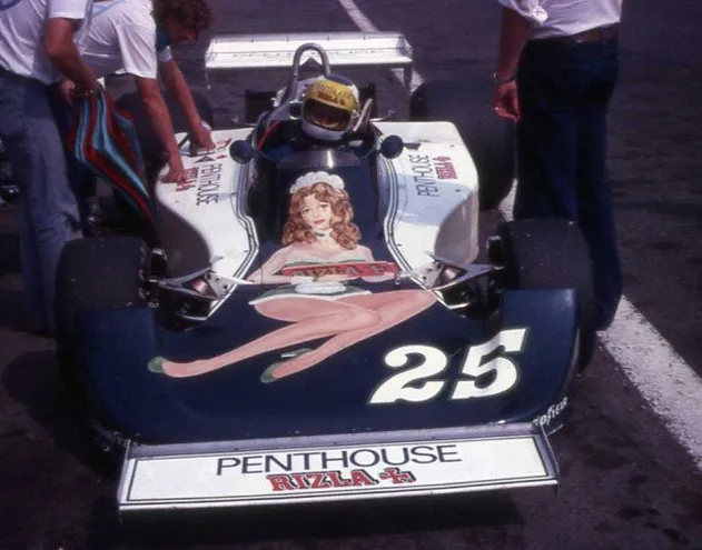 Penthouse patrocínio da equipe Hesketh