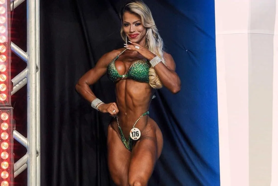 Conheça Eduarda Bezerra, nova atleta Pro da Wellness que venceu o Arnold Classic Brasil 2024