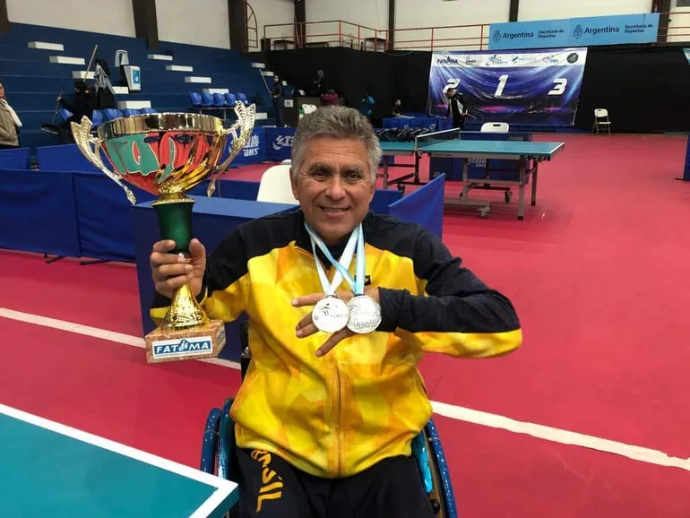 Iranildo Esp&iacute;ndola revela hist&oacute;rias com Hugo Hoyama: &ldquo;J&aacute; estive com ele em&hellip;&rdquo;