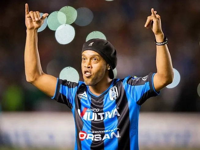 Ronaldinho no Queretaro