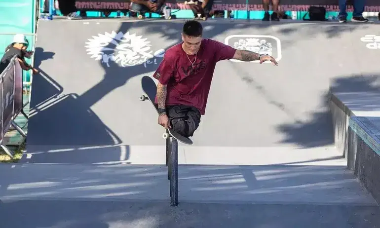 Felipe Nunes ser&aacute; o primeiro skatista paral&iacute;mpico na final da SLS Super Crown