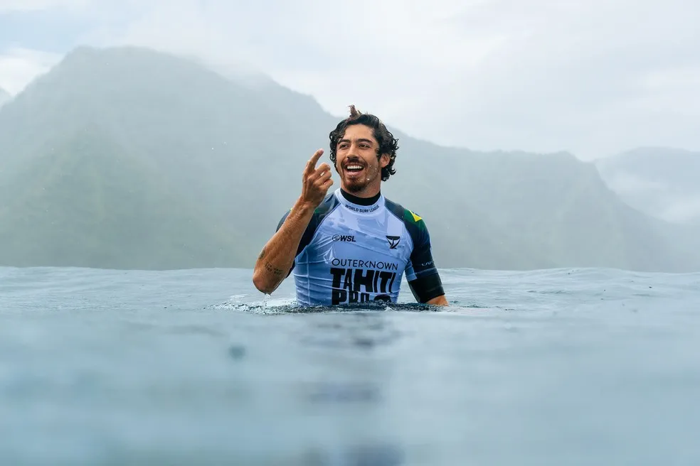 Com 46 pranchas na mala, Yago Dora sonha ser campeão da WSL em 2023 | surfe | ge