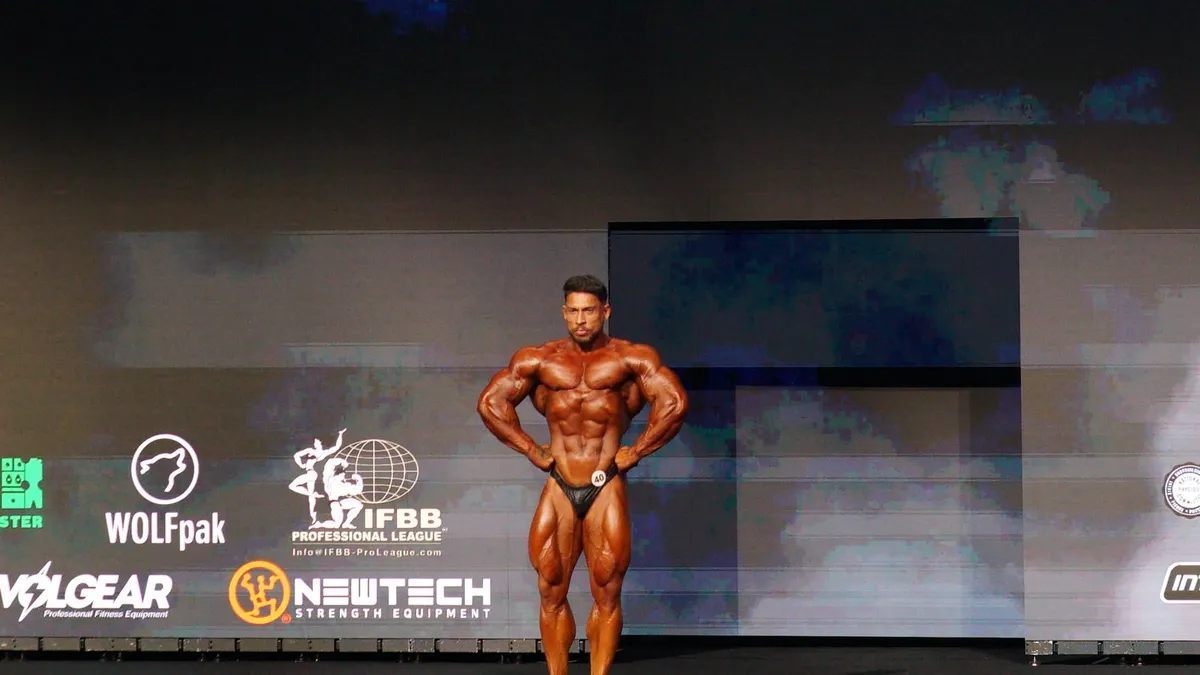 Ramon Dino fica em 3&ordm; na Classic Physique e perde o t&iacute;tulo do Mr. Olympia