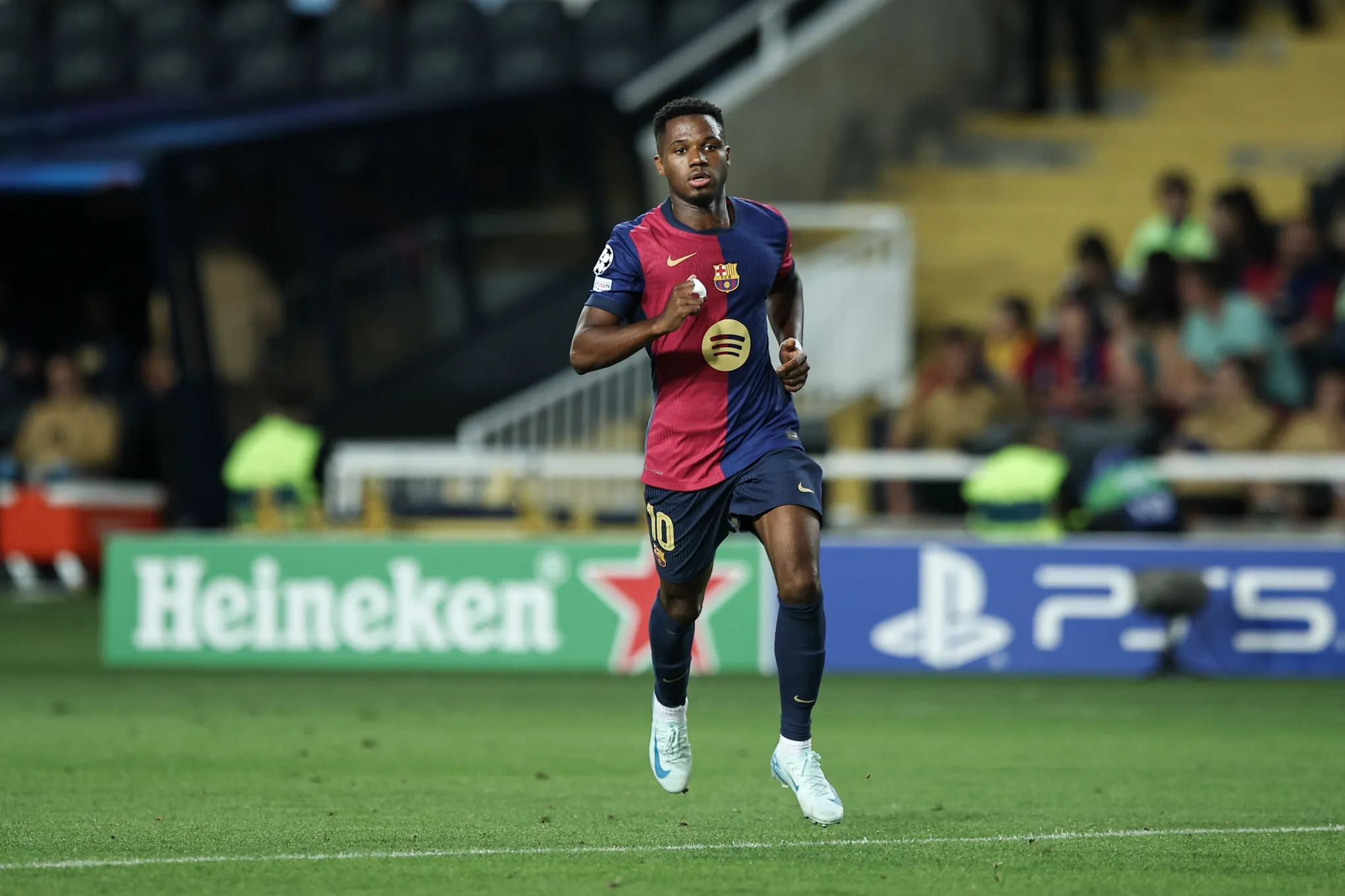 Jogadores bons e baratos para o Modo Carreira no EA FC 25