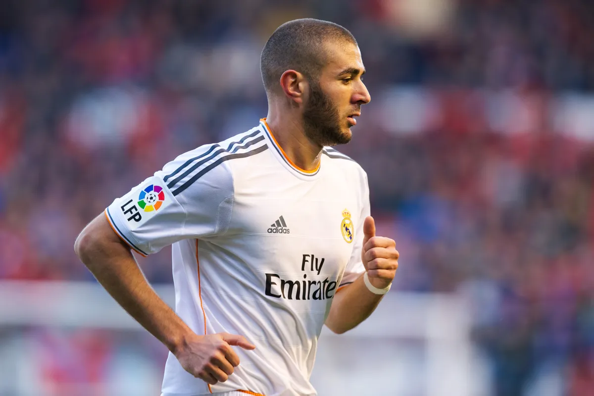 As 10 camisas mais bonitas do Real Madrid na história [2024]