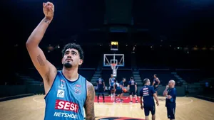 Dispensado pela NBA, Márcio Henrique supera joia do Draft 2024 e acende polêmica