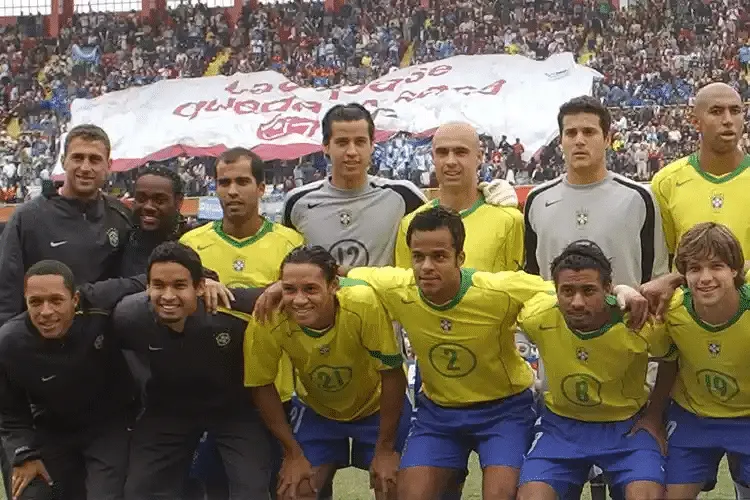 Fábio foi campeão da Copa América 2004 com o Brasil