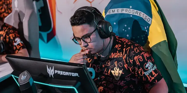 R6: Dash afirma ter objetivo ousado com o LOS