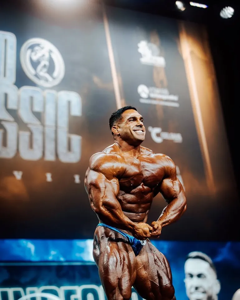 Derek Lunsford desbanca melhor do mundo e é campeão da Open no Arnold Classic Ohio 2025