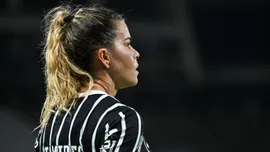 Tamires: a hist&oacute;ria da capit&atilde; do Corinthians que resistiu a les&atilde;o e voltou &agrave; Sele&ccedil;&atilde;o